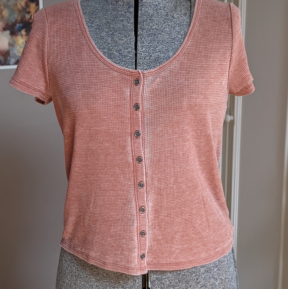 Rust pink waffle button up tee - American Eagle - Picture 1 of 5